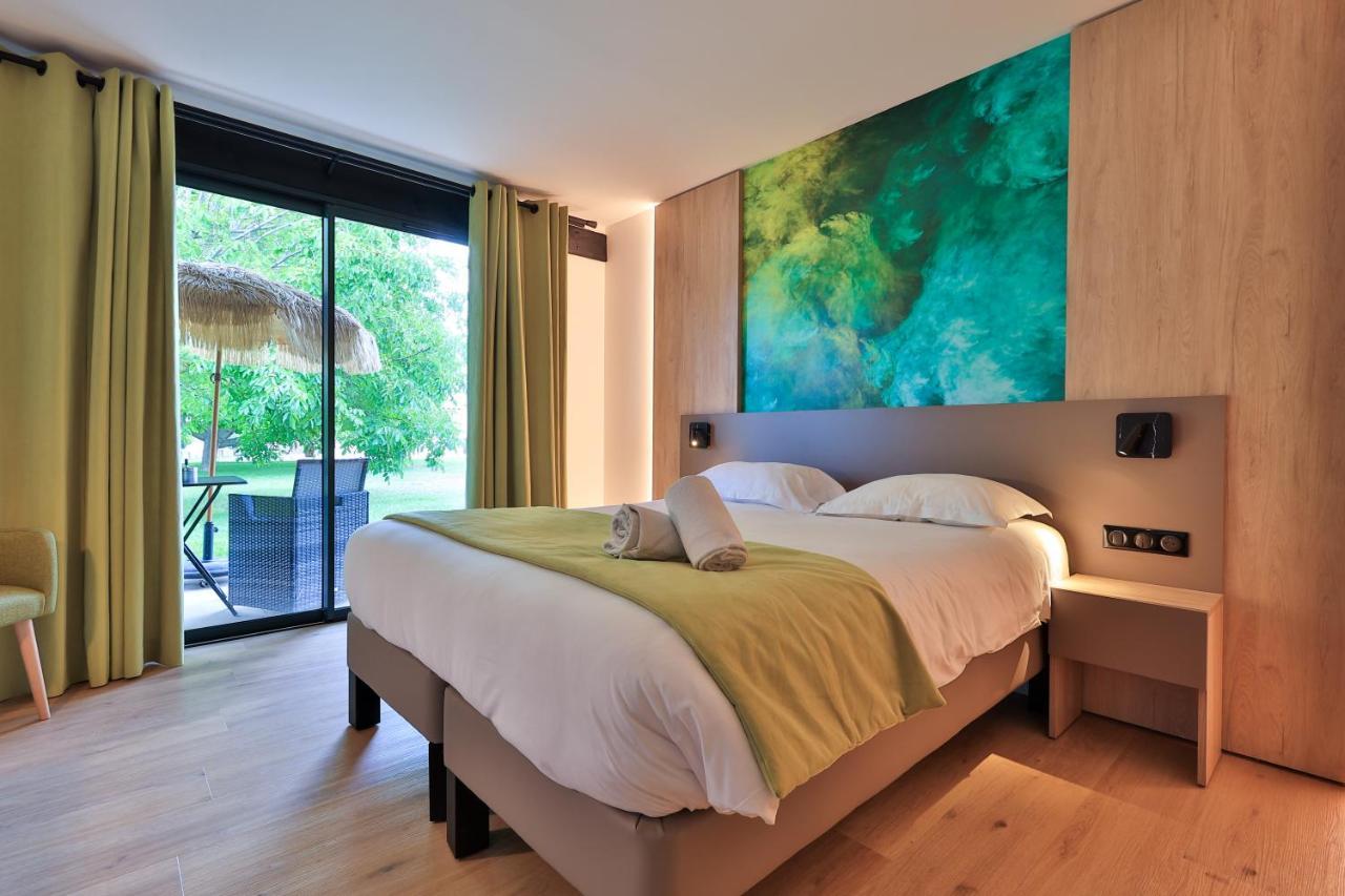 Logis Hotel & Spa Dejeunez Sous L'Arbre Rousset  Exterior photo
